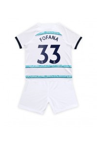 Chelsea Wesley Fofana #33 Babyklær Borte Fotballdrakt til barn 2022-23 Korte ermer (+ Korte bukser)